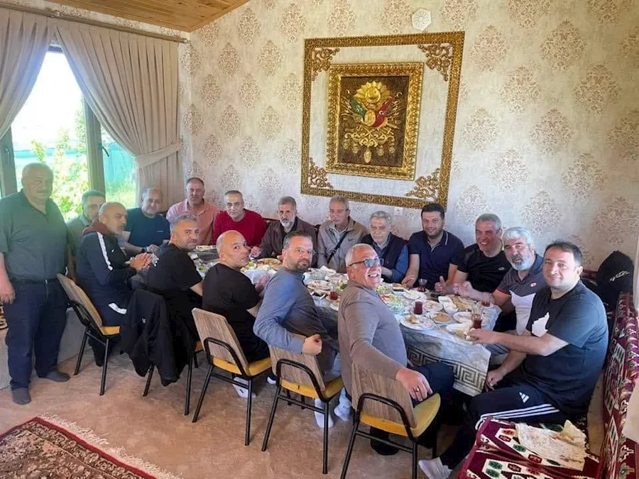 FUTBOLUN DUAYENLERİ KAHVALTIDA BULUŞTU