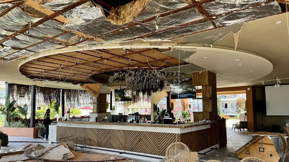 Fethiye’de Restoran Tavanı Çöktü: Güvenlik İhlali mi, Talihsiz Kaza mı?